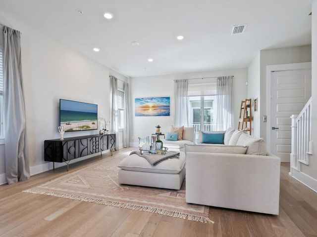 508 LAUREL PARK DRIVE, Sarasota, FL 34236