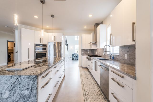 13815 NW 11th Street, Pembroke Pines, FL 33028