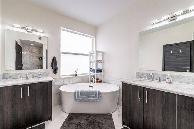 13815 NW 11th Street, Pembroke Pines, FL 33028