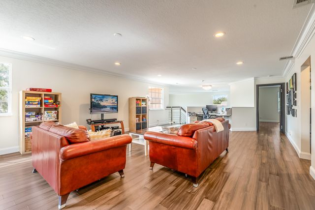 13815 NW 11th Street, Pembroke Pines, FL 33028