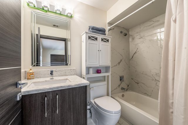 13815 NW 11th Street, Pembroke Pines, FL 33028