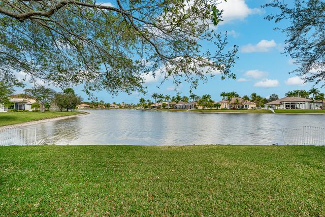 13815 NW 11th Street, Pembroke Pines, FL 33028