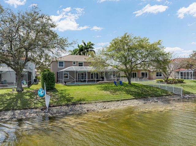 13815 NW 11th Street, Pembroke Pines, FL 33028