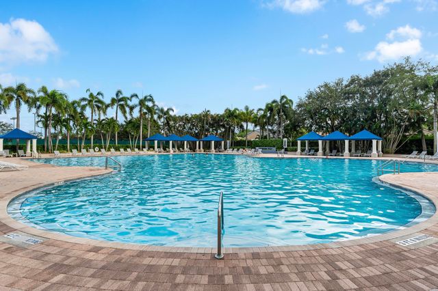 13815 NW 11th Street, Pembroke Pines, FL 33028