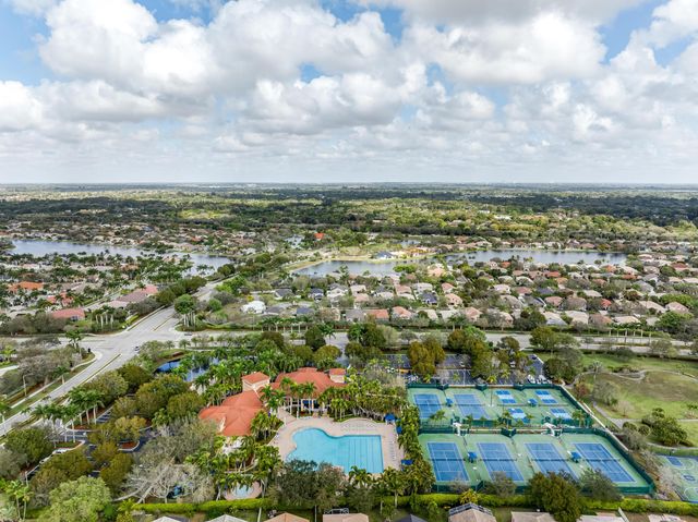 13815 NW 11th Street, Pembroke Pines, FL 33028