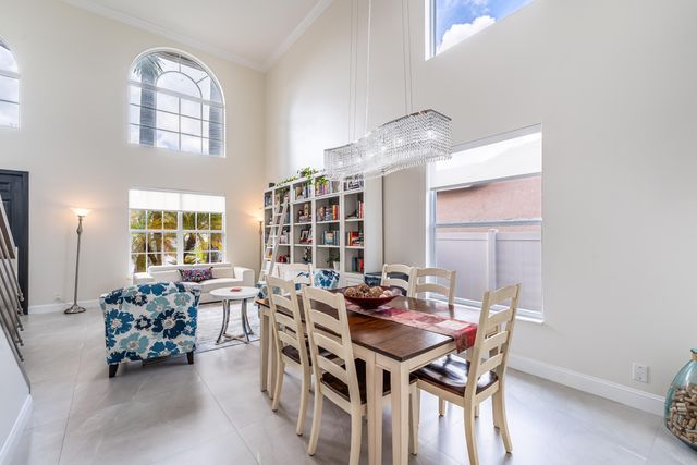 13815 NW 11th Street, Pembroke Pines, FL 33028