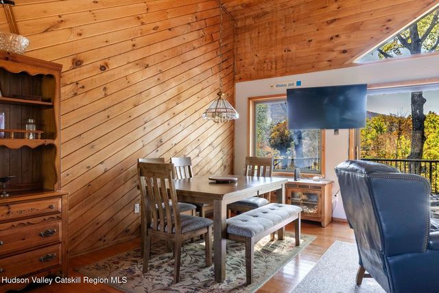 93 Maplewood Road, Windham, NY 12496