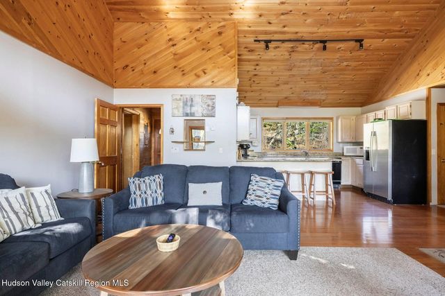 93 Maplewood Road, Windham, NY 12496