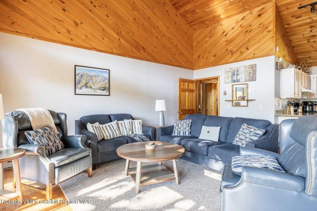 93 Maplewood Road, Windham, NY 12496