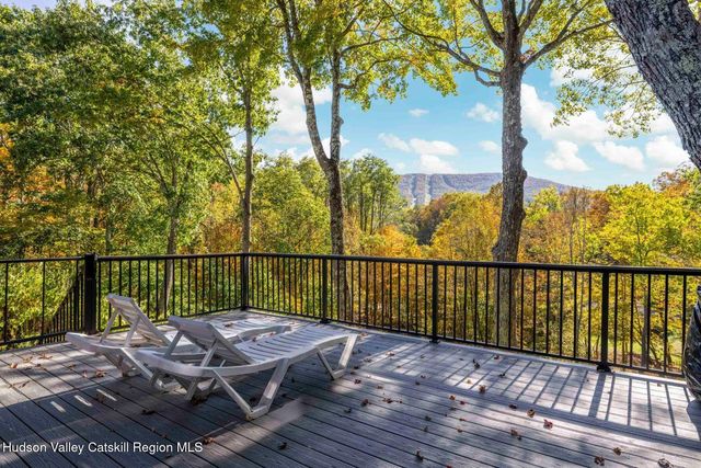 93 Maplewood Road, Windham, NY 12496