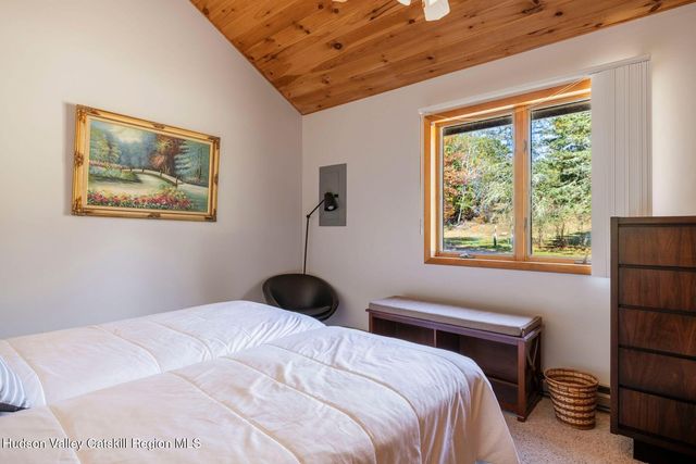 93 Maplewood Road, Windham, NY 12496