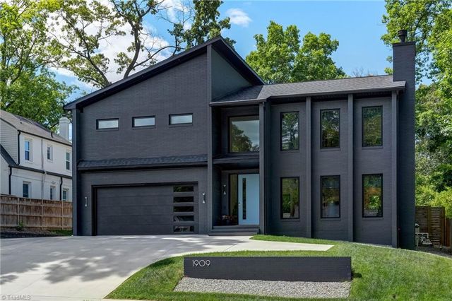 1909 Friendly Avenue, Greensboro, NC 27403