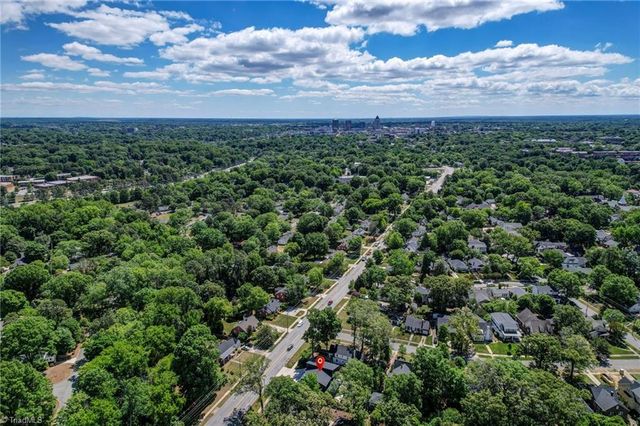 1909 Friendly Avenue, Greensboro, NC 27403