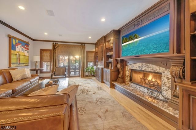 90 Chelsea, Watchung Boro, NJ 07069