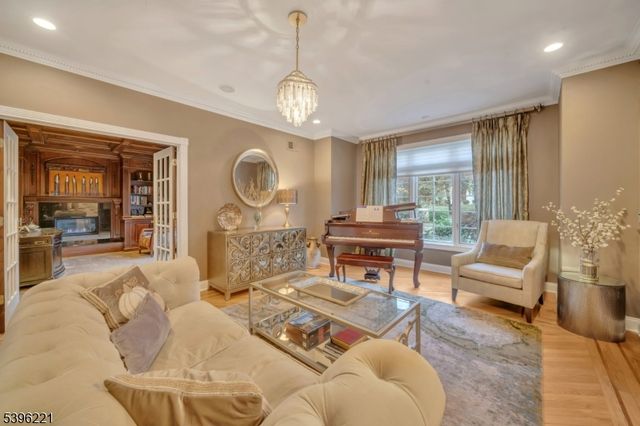 90 Chelsea, Watchung Boro, NJ 07069