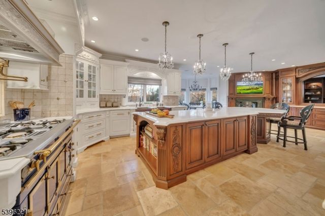 90 Chelsea, Watchung Boro, NJ 07069