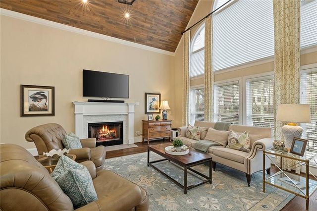 120 Old Chartwell Drive, Alpharetta, GA 30022