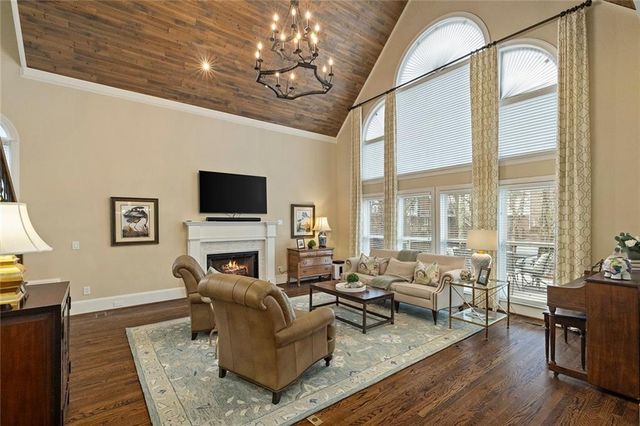 120 Old Chartwell Drive, Alpharetta, GA 30022