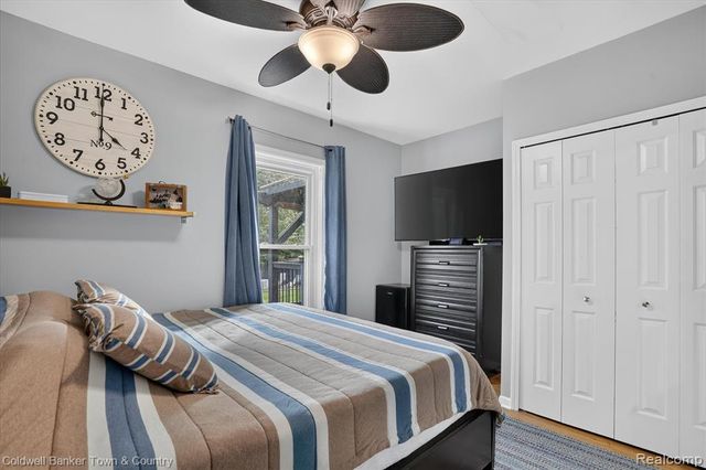6347 Oak Grove Road, Howell, MI 48855