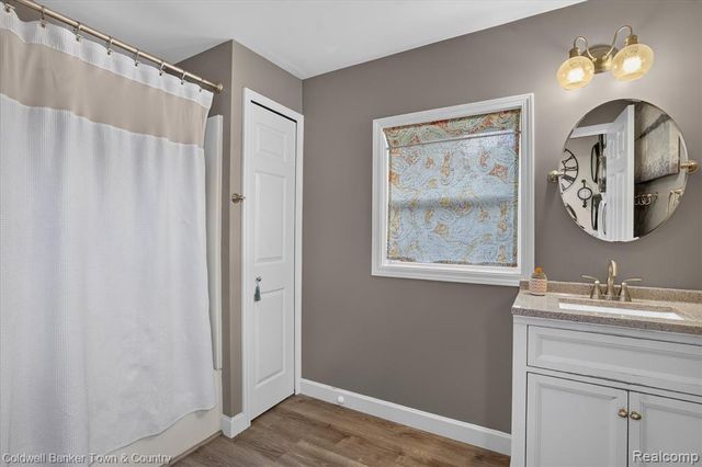6347 Oak Grove Road, Howell, MI 48855