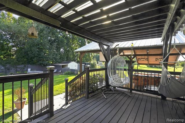 6347 Oak Grove Road, Howell, MI 48855