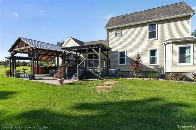 6347 Oak Grove Road, Howell, MI 48855