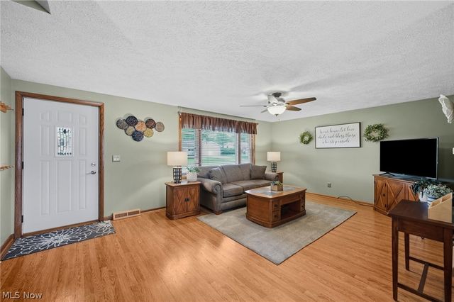 710 Tell Drive, Canal Fulton, OH 44614