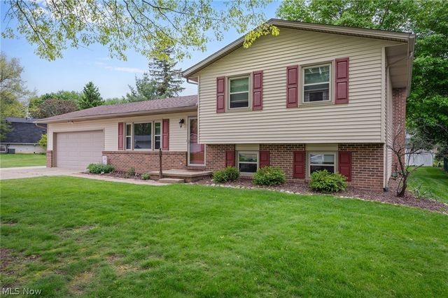 710 Tell Drive, Canal Fulton, OH 44614