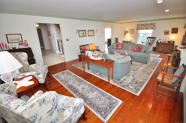 110 Silver Beech Road, Southbury, CT 06488