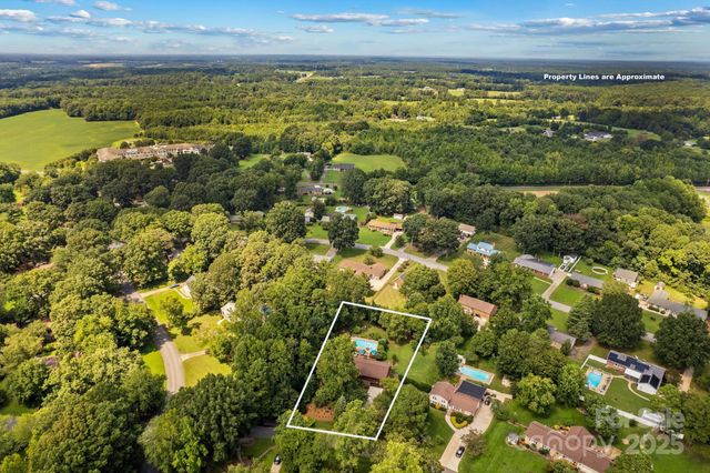 202 Cedarwood Drive, Salisbury, NC 28147