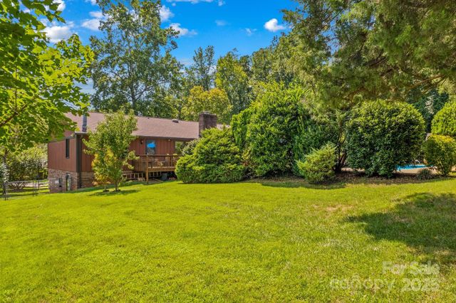 202 Cedarwood Drive, Salisbury, NC 28147