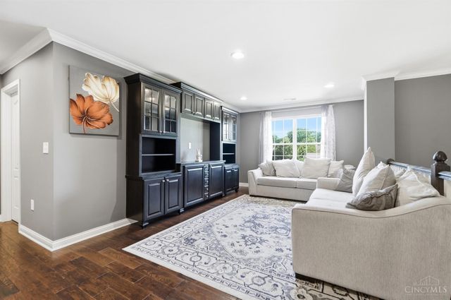1671 Indian Grass Drive, Turtle Creek Twp, OH 45036