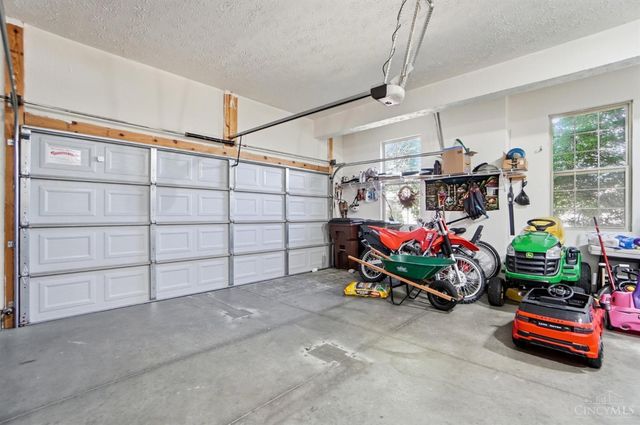 1671 Indian Grass Drive, Turtle Creek Twp, OH 45036