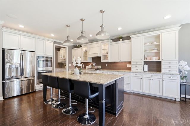 1671 Indian Grass Drive, Turtle Creek Twp, OH 45036