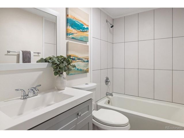 1618 Kimbark St, Longmont, CO 80501