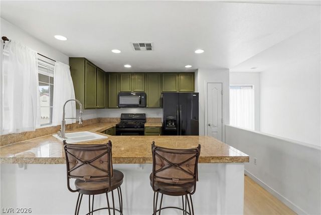 7295 Diamond Canyon Lane 202, Las Vegas, NV 89149