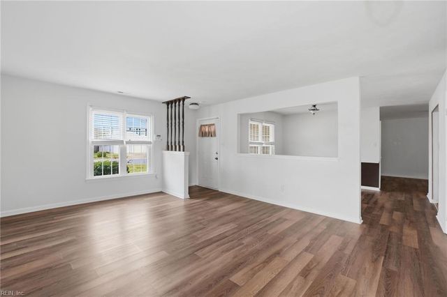 1131 Mill Lake QTR, Chesapeake, VA 23320