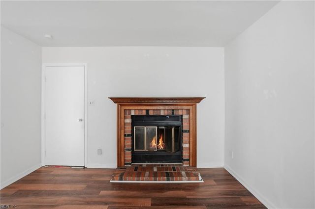 1131 Mill Lake QTR, Chesapeake, VA 23320