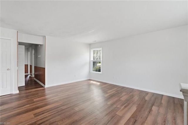 1131 Mill Lake QTR, Chesapeake, VA 23320