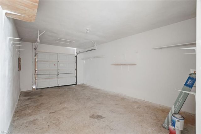 1131 Mill Lake QTR, Chesapeake, VA 23320