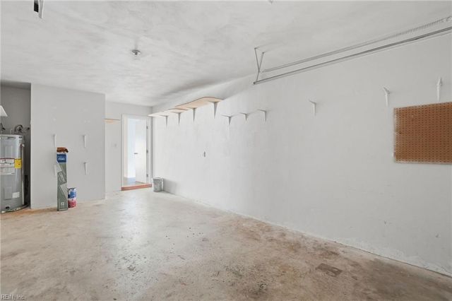 1131 Mill Lake QTR, Chesapeake, VA 23320