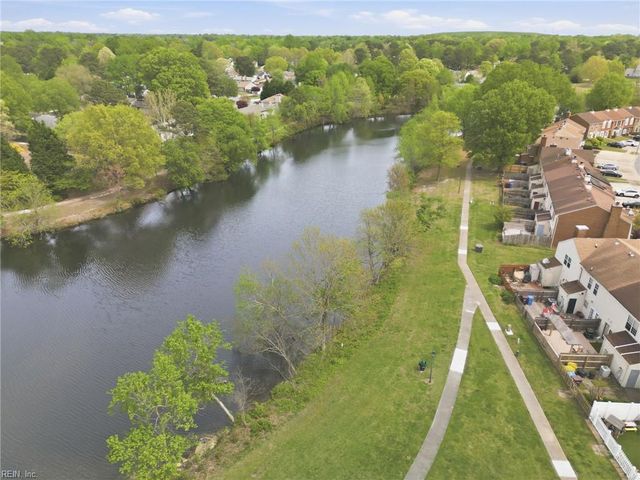 1131 Mill Lake QTR, Chesapeake, VA 23320