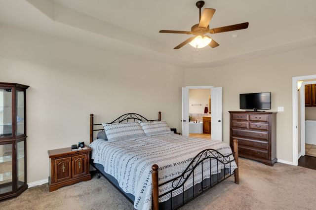 109 Thoroughbred Street, Waxahachie, TX 75165