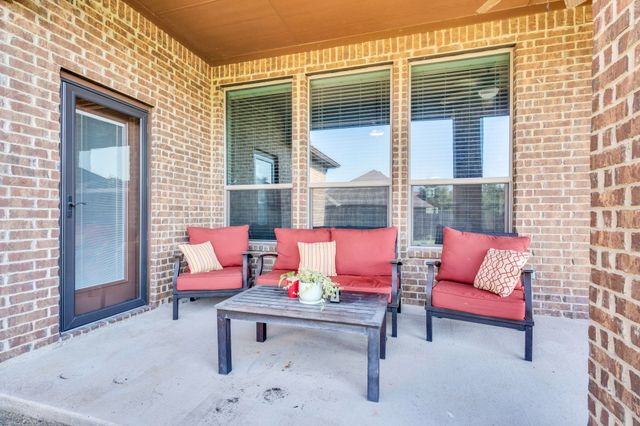 109 Thoroughbred Street, Waxahachie, TX 75165