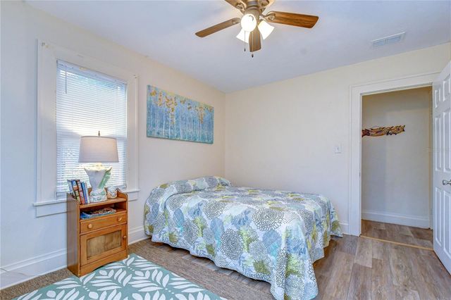 5509 15TH AVENUE S, Gulfport, FL 33707
