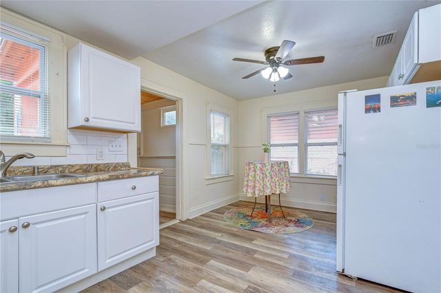 5509 15TH AVENUE S, Gulfport, FL 33707