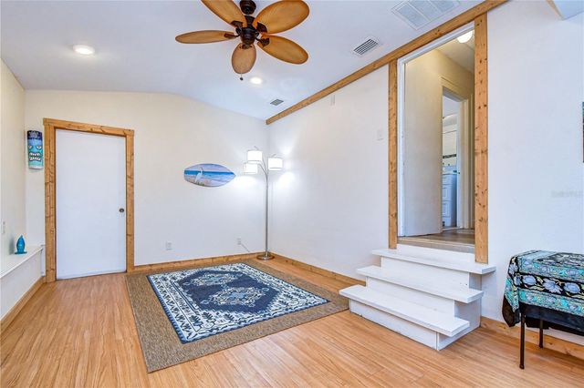 5509 15TH AVENUE S, Gulfport, FL 33707