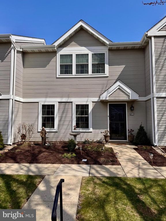 138 LAUREL CT, Wyomissing, PA 19610