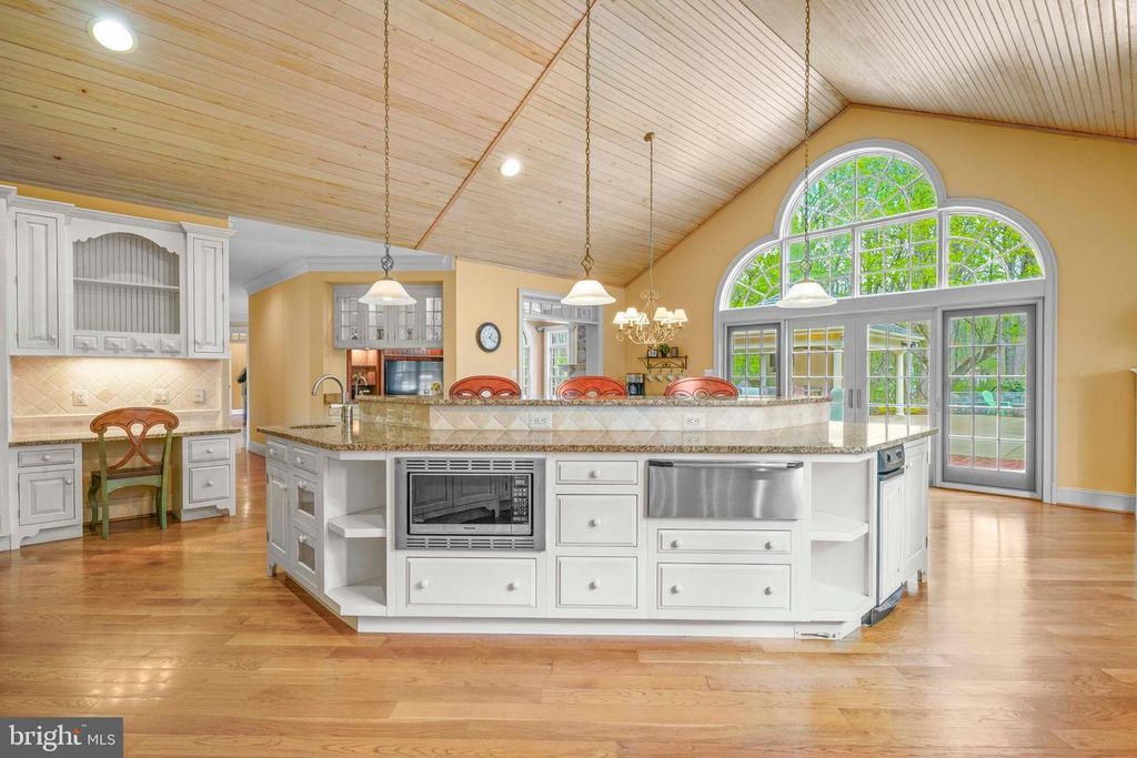 Image 12 of property listing at 12651 VIGILANT CT, Dunkirk, MD 20754