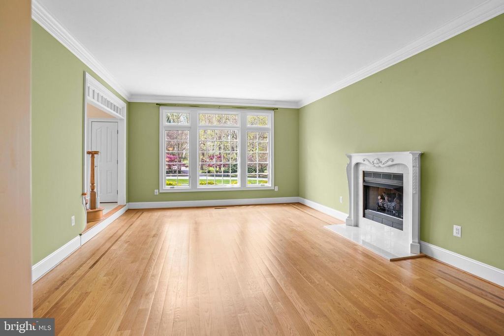 Image 28 of property listing at 12651 VIGILANT CT, Dunkirk, MD 20754